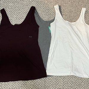 Women’s tanks
